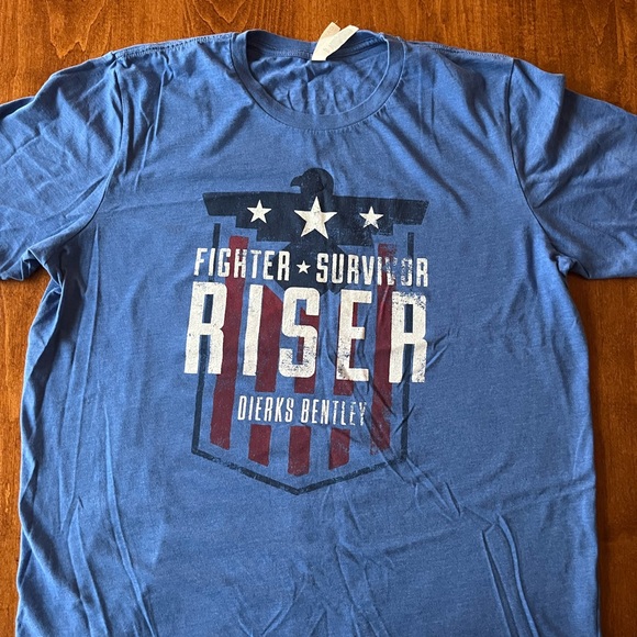 Genuine Dierks Bentley Concert T Shirt - Picture 2 of 4